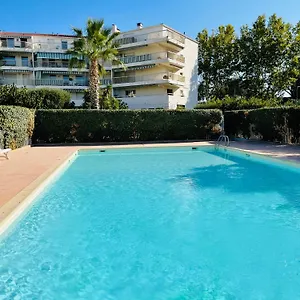 De Standing Climatisé, Avec Piscine, Proche De La Appartamento